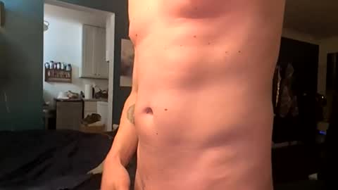Snapshot of handsomerob42 chatting on 03-17-26, 04:21 handsomerob42 online show from 03-17-26, 04:21