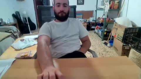 Snapshot of handyboy991 chatting on 08-04-26, 06:54 handyboy991 online show from 08-04-26, 06:54
