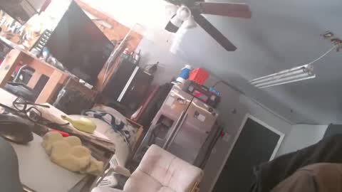 Snapshot of handyman5303 chatting on 12-11-24, 09:34 Handystudman online show from 12-11-24, 09:34