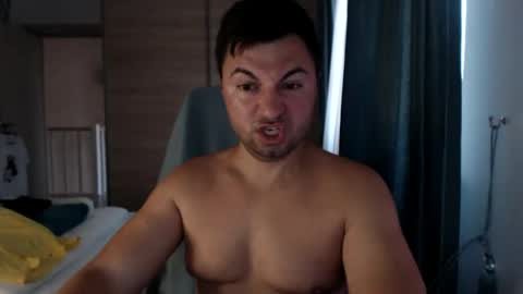 HankMalone online show from 07-04-26, 03:24