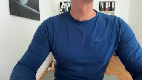 hanky online show from 09-26-25, 10:08