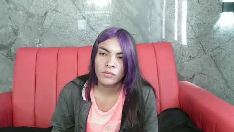 Hanna online show from 11-21-25, 01:21