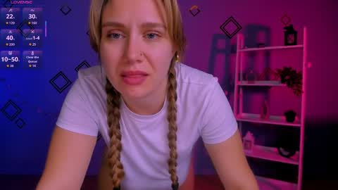 Snapshot of hanna_dream0 chatting on 04-26-26, 05:05 hanna_dream0 online show from 04-26-26, 05:05