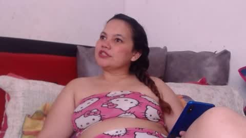 Snapshot of hanna_grray chatting on 05-12-26, 08:17 Hanna online show from 05-12-26, 08:17