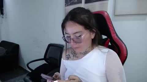 Snapshot of hanna_hot77 chatting on 03-23-26, 08:13 mara online show from 03-23-26, 08:13