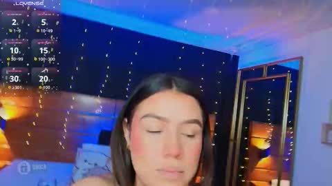 Snapshot of hanna_kimura chatting on 09-09-25, 07:35 Hanna online show from 09-09-25, 07:35