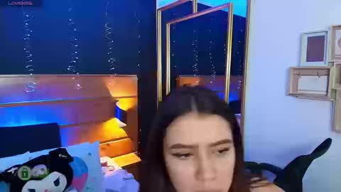 Snapshot of hanna_kimura chatting on 09-20-25, 09:05 Hanna online show from 09-20-25, 09:05