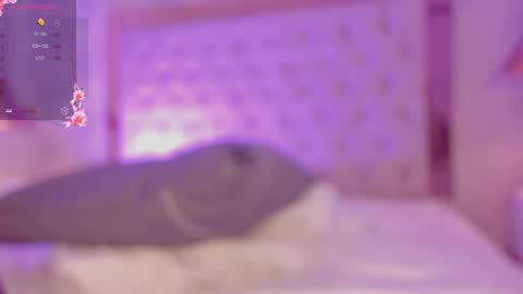 Hanna Lee online show from 12-13-24, 04:27