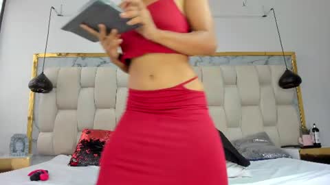 Hanna lens online show from 06-29-26, 10:10