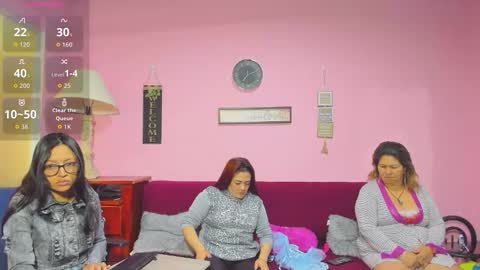 Snapshot of hanna_mature01 chatting on 09-29-25, 12:10 Hanna online show from 09-29-25, 12:10