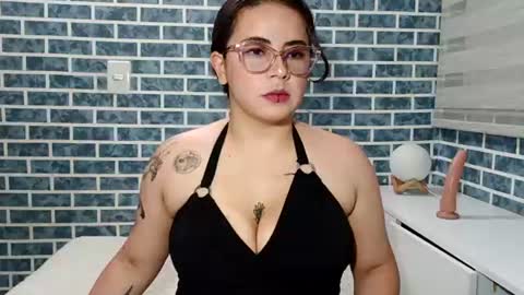 hanna_moons online show from 06-12-26, 03:05