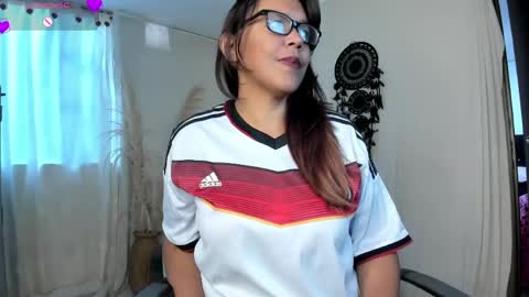 Hanna musk online show from 04-19-26, 06:43