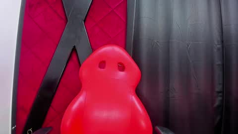 EVA online show from 01-12-25, 10:12