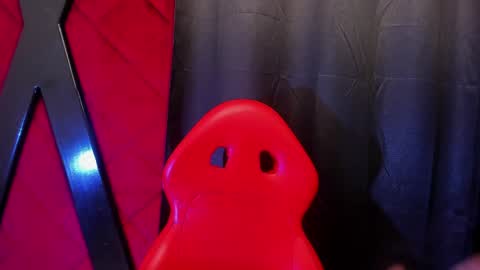 EVA online show from 02-26-25, 12:38