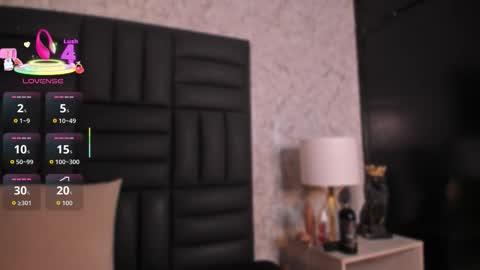 Hanna  online show from 11-27-25, 08:33