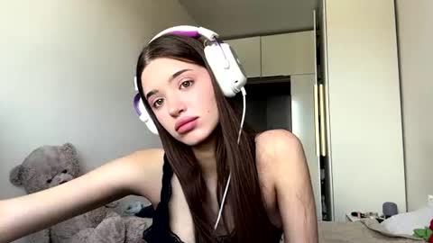 Eva online show from 07-23-26, 04:32