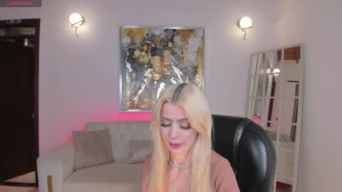 Snapshot of hannaconnor_ chatting on 05-27-26, 03:14 Hanna Connor online show from 05-27-26, 03:14