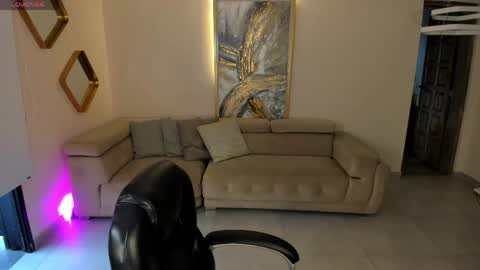 Snapshot of hannaconnor_ chatting on 06-08-26, 10:10 Hanna Connor online show from 06-08-26, 10:10