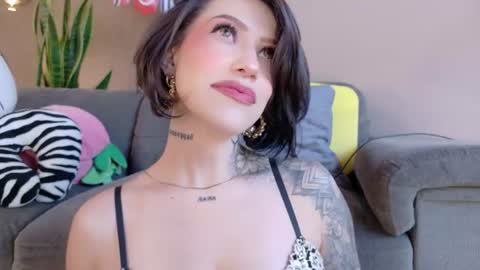 Snapshot of hannah_borbon_ chatting on 07-04-26, 09:21 Hannah online show from 07-04-26, 09:21
