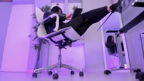 HANNAH HOWELL online show from 02-25-25, 09:42