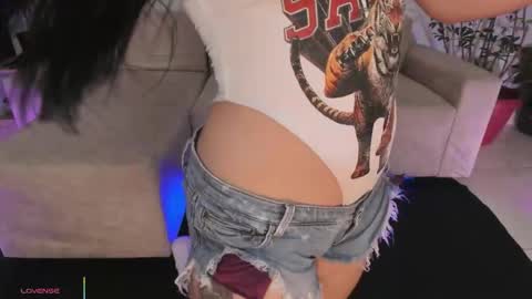 Hannah online show from 01-12-26, 12:27