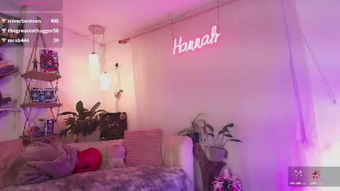 Snapshot of hannah_lovee chatting on 07-07-26, 07:23 hannah_lovee online show from 07-07-26, 07:23
