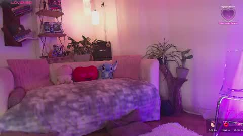 Snapshot of hannah_lovee chatting on 07-18-26, 03:11 hannah_lovee online show from 07-18-26, 03:11