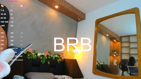 Hannah Williams online show from 12-15-24, 09:53