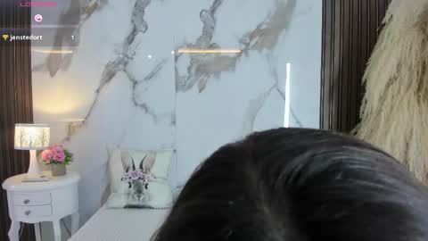 Hannahill69 online show from 02-07-26, 05:22