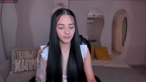 Snapshot of hannahjamesx chatting on 01-06-25, 07:02 HANNAH J online show from 01-06-25, 07:02
