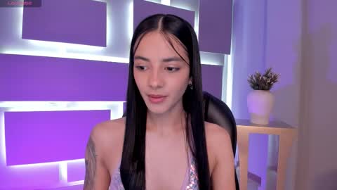 Snapshot of hannahjamesx chatting on 09-25-25, 07:17 HANNAH J online show from 09-25-25, 07:17