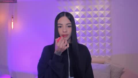 HANNAH J online show from 11-16-25, 05:07