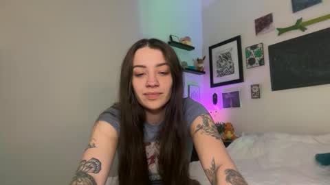 Hannah Taylor online show from 02-13-26, 06:48