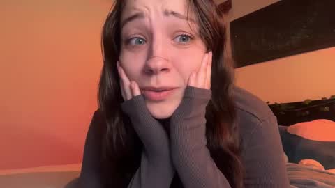 Hannah Taylor online show from 03-06-26, 01:46