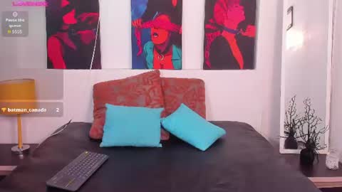 Hannah  online show from 06-10-26, 11:57