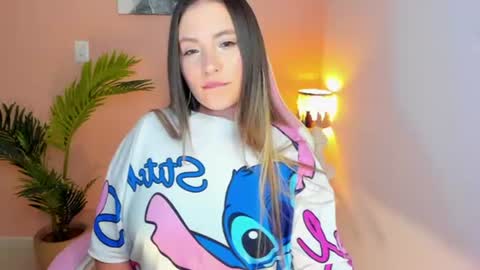 Hanna Miller  online show from 07-12-26, 07:21