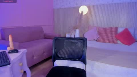 hannaprada1 online show from 08-09-26, 08:19
