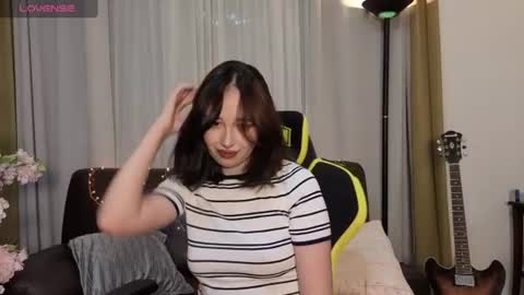 Snapshot of hannari_ chatting on 07-24-26, 04:38 hannari_ online show from 07-24-26, 04:38