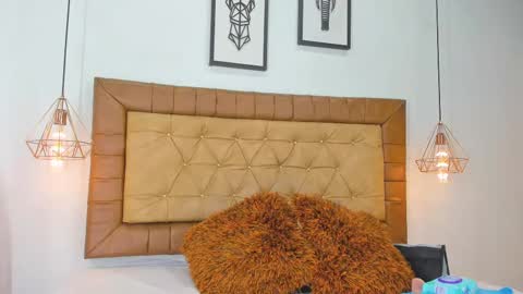 Hanna online show from 09-25-25, 01:04