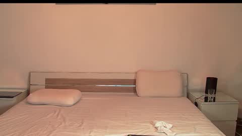 Snapshot of hanneanne chatting on 10-06-25, 12:57 HerrA online show from 10-06-25, 12:57