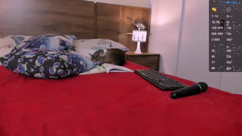 taylor live   online show from 02-28-25, 01:47