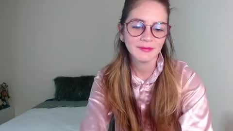 hanny_333 online show from 01-09-25, 09:06