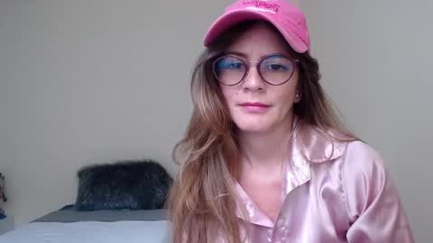 hanny_333 online show from 01-09-25, 12:19