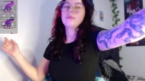 hanny online show from 10-16-25, 12:11