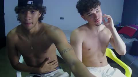Snapshot of hansel_take chatting on 07-12-26, 12:23 hansel_take online show from 07-12-26, 12:23