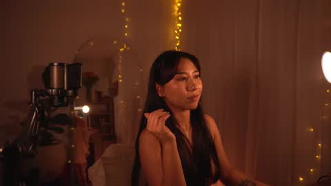 Snapshot of hanymel chatting on 12-07-24, 01:25 Mizi online show from 12-07-24, 01:25