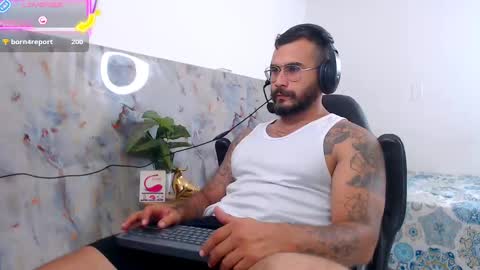 Snapshot of hanz_col chatting on 09-08-25, 05:34 hanz_col online show from 09-08-25, 05:34