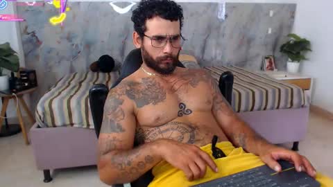 Snapshot of hanz_col chatting on 04-24-26, 04:09 hanz_col online show from 04-24-26, 04:09