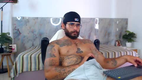 Snapshot of hanz_col chatting on 05-06-26, 04:56 hanz_col online show from 05-06-26, 04:56