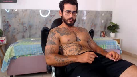 Snapshot of hanz_col chatting on 05-20-26, 04:13 hanz_col online show from 05-20-26, 04:13